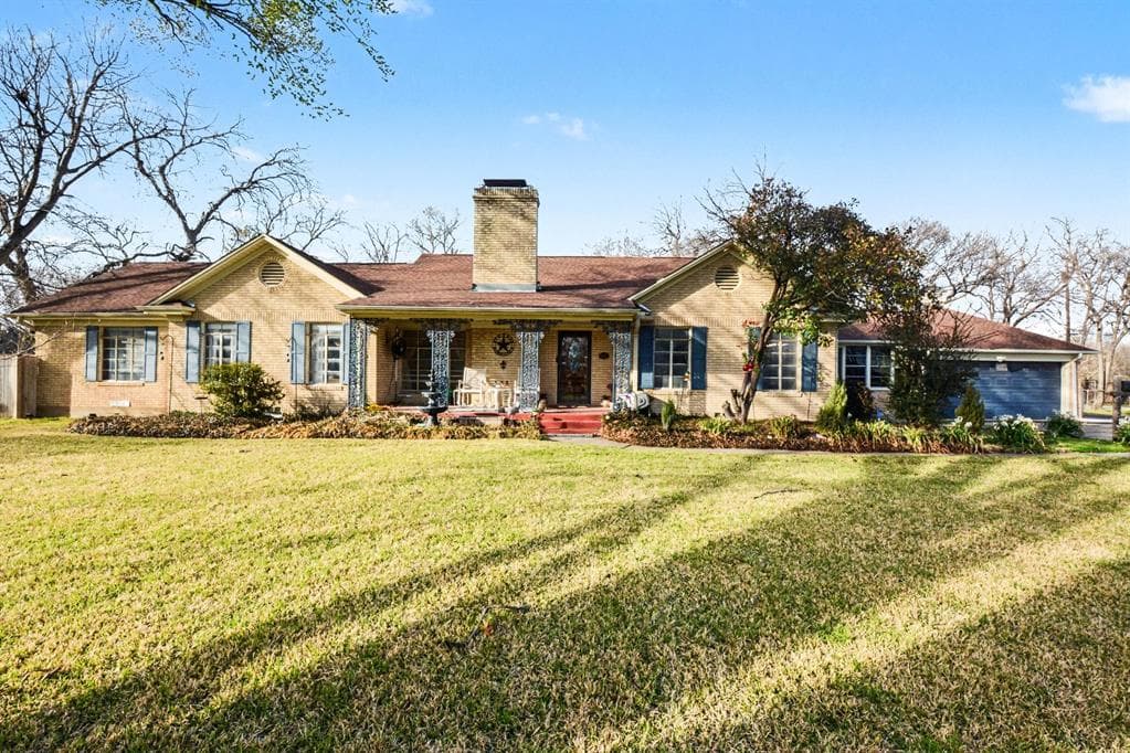 1225 E Union Bower Rd