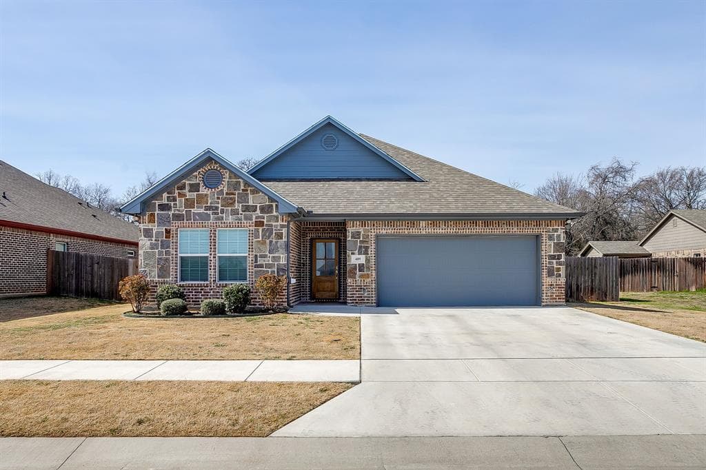 409 Titus Dr