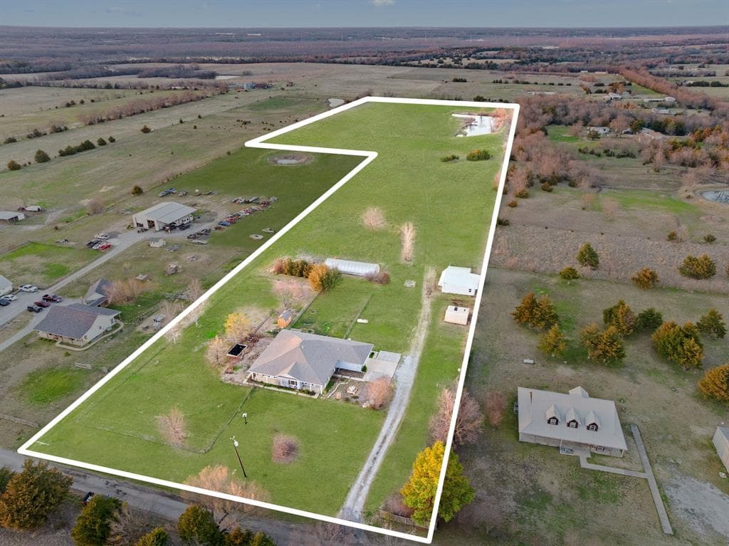 420 County Road 2904