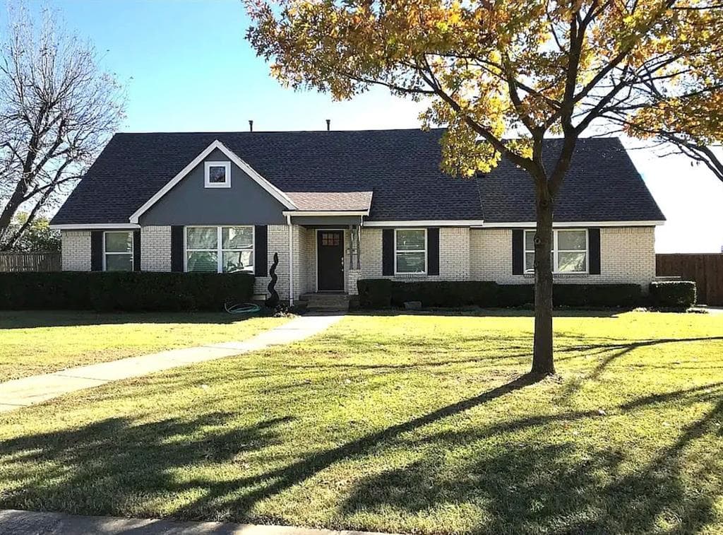 12106 Ridgefair Pl