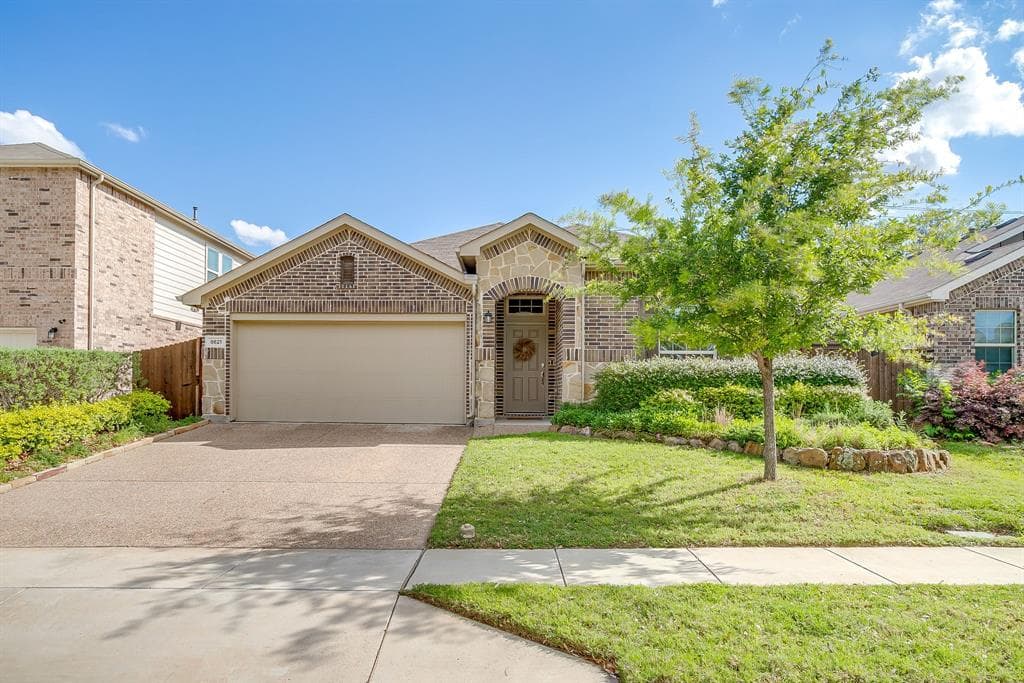 8621 Glenburne Dr