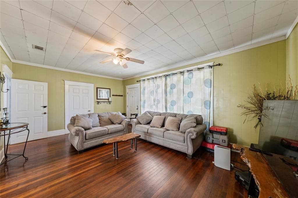 Gallery image 2
