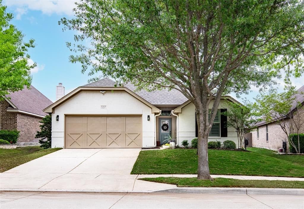 5217 Agave Way