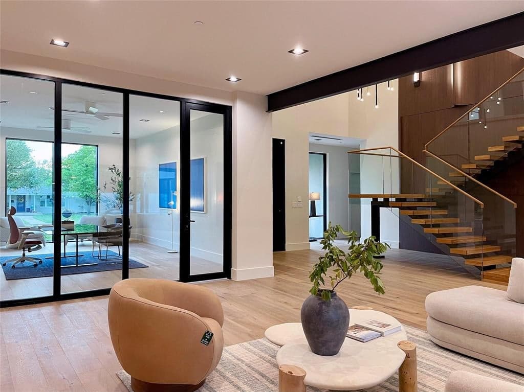 Gallery image 3