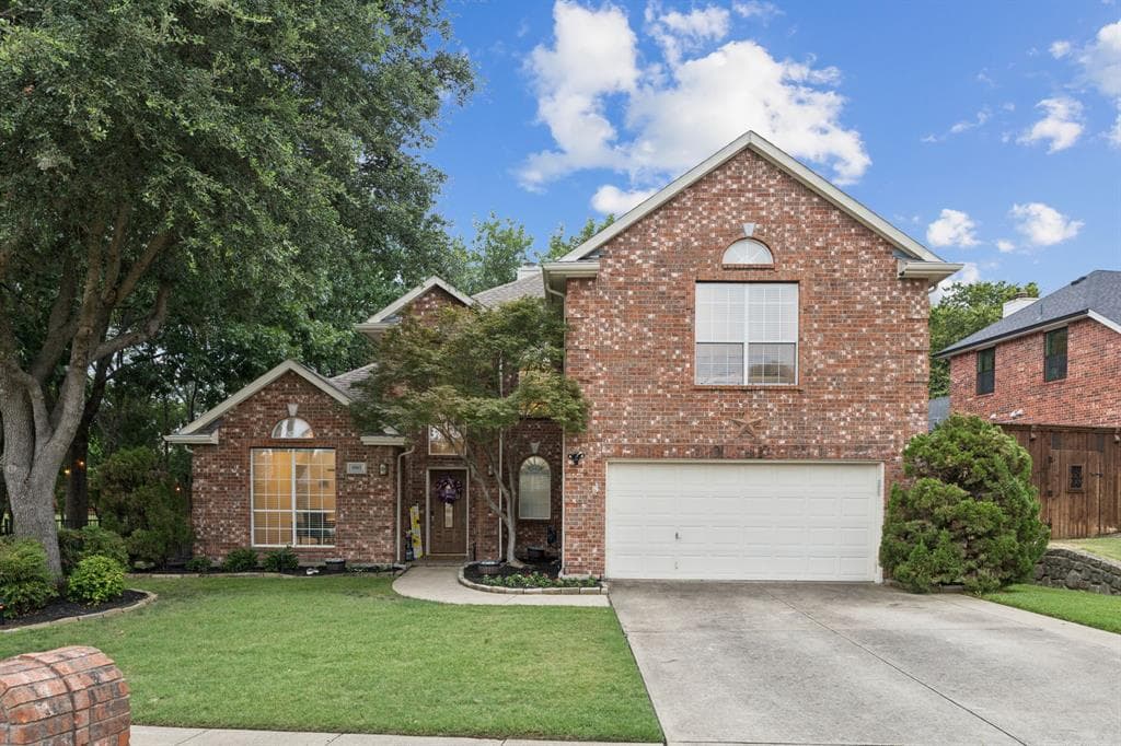5902 Ambassador Ln