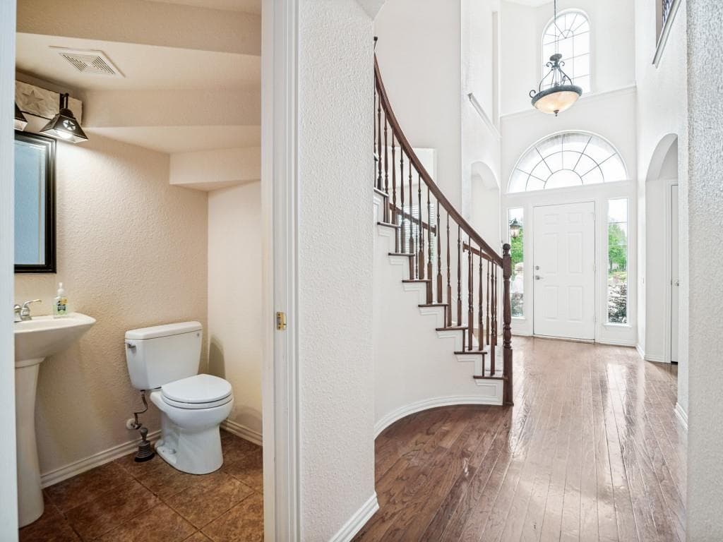 Gallery image 2