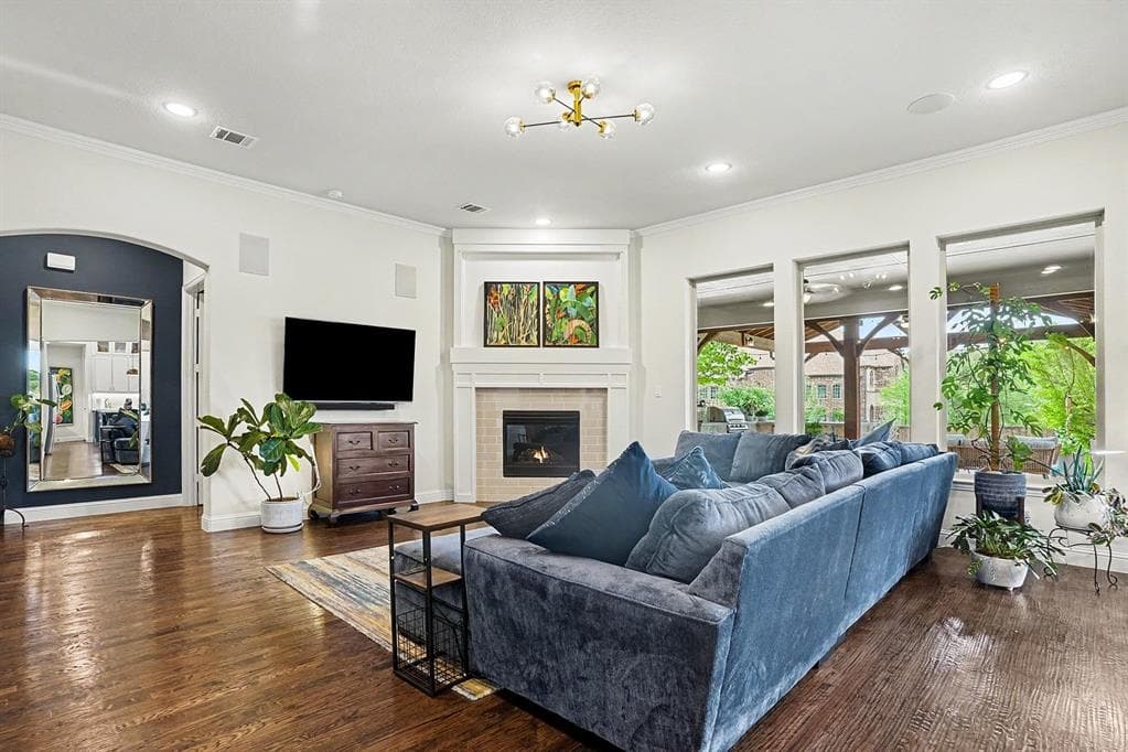 Gallery image 3