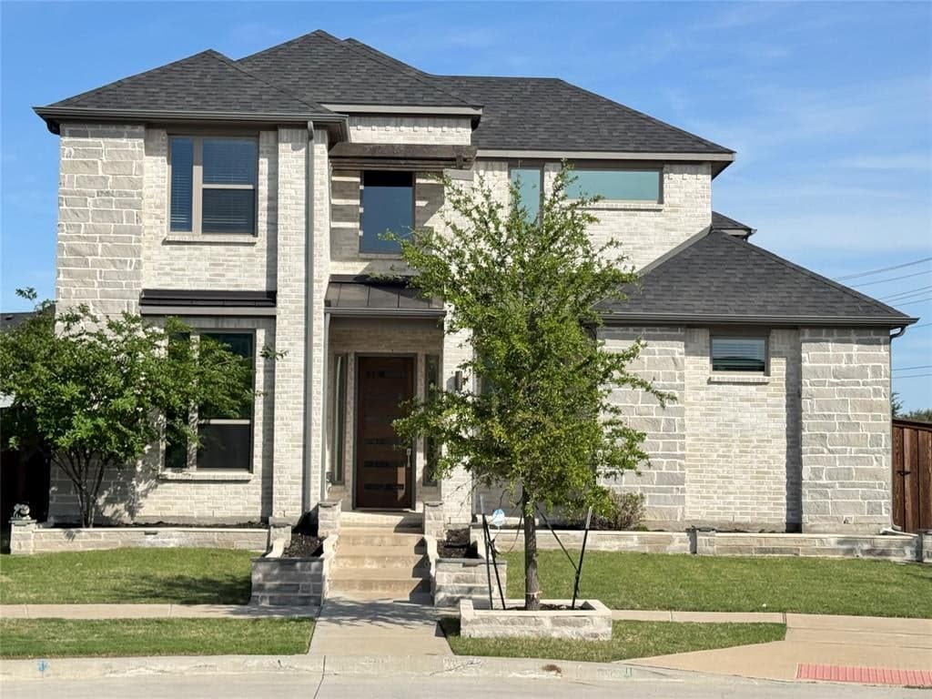 6608 Albany Park