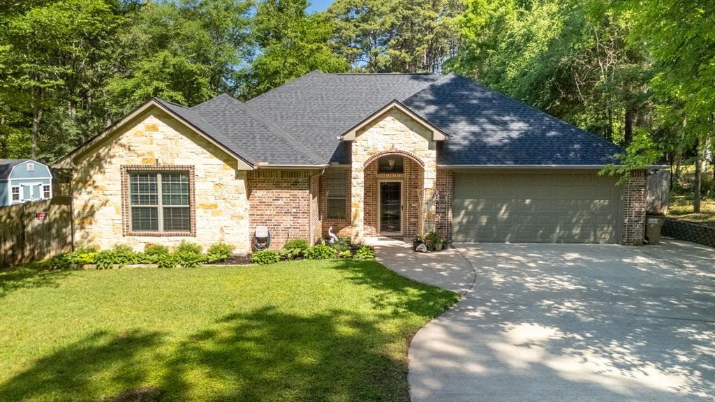 18488 Bluebird Cir