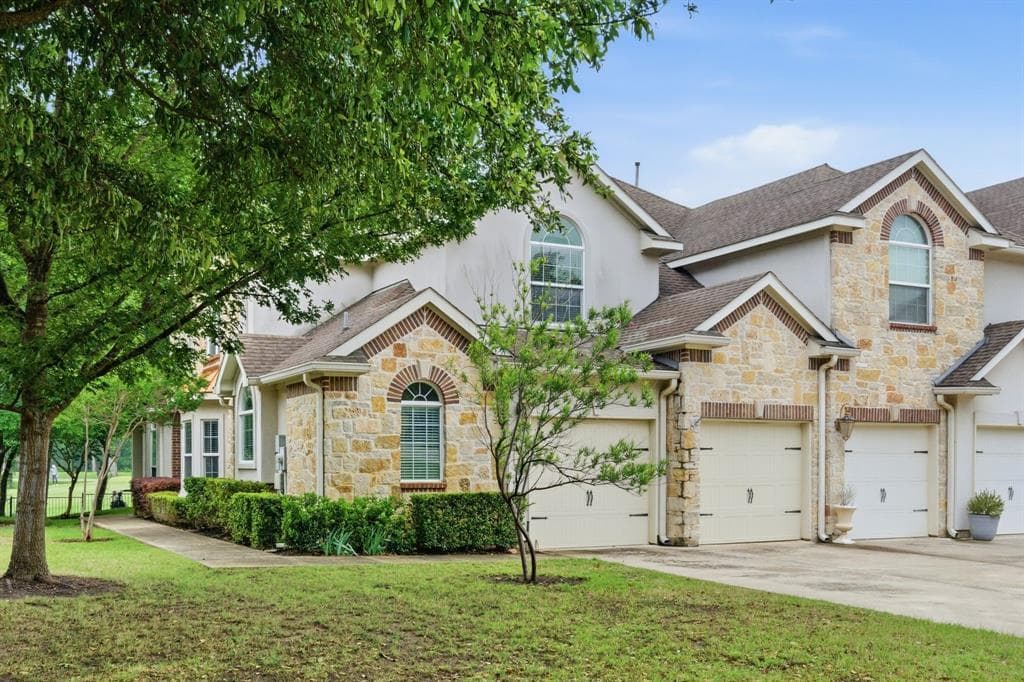 Main property image