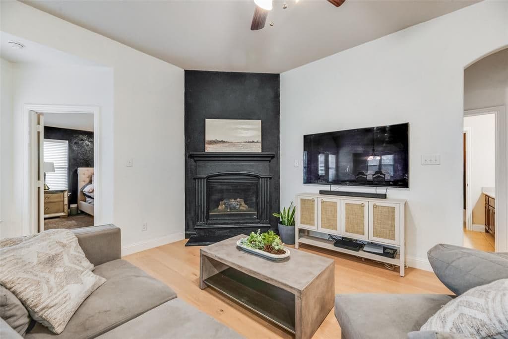 Gallery image 3