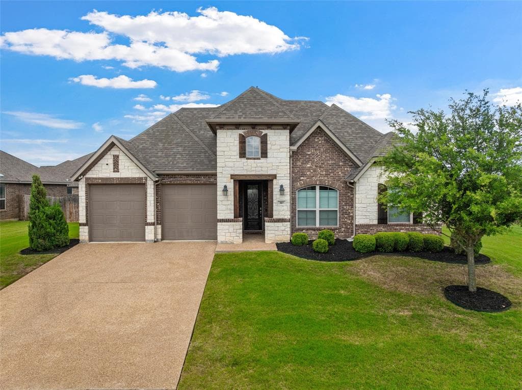 307 Oak Meadow Trl