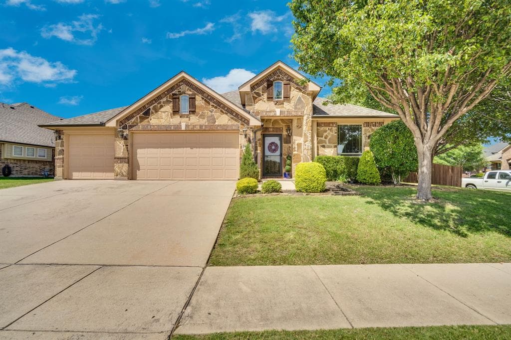 902 Calder Ct