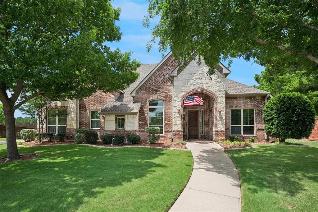 5913 Lavon Dr