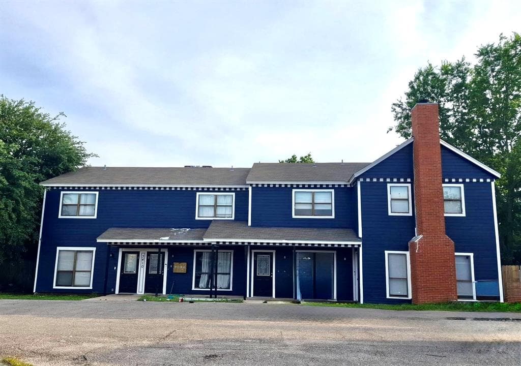 3410 Victoria Cir