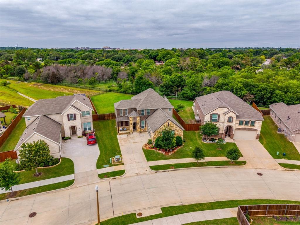 2705 Fireside Ln