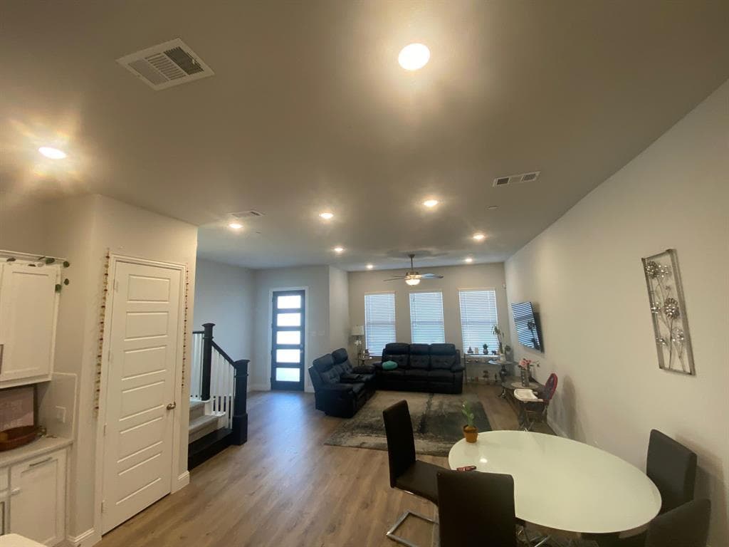 Gallery image 3