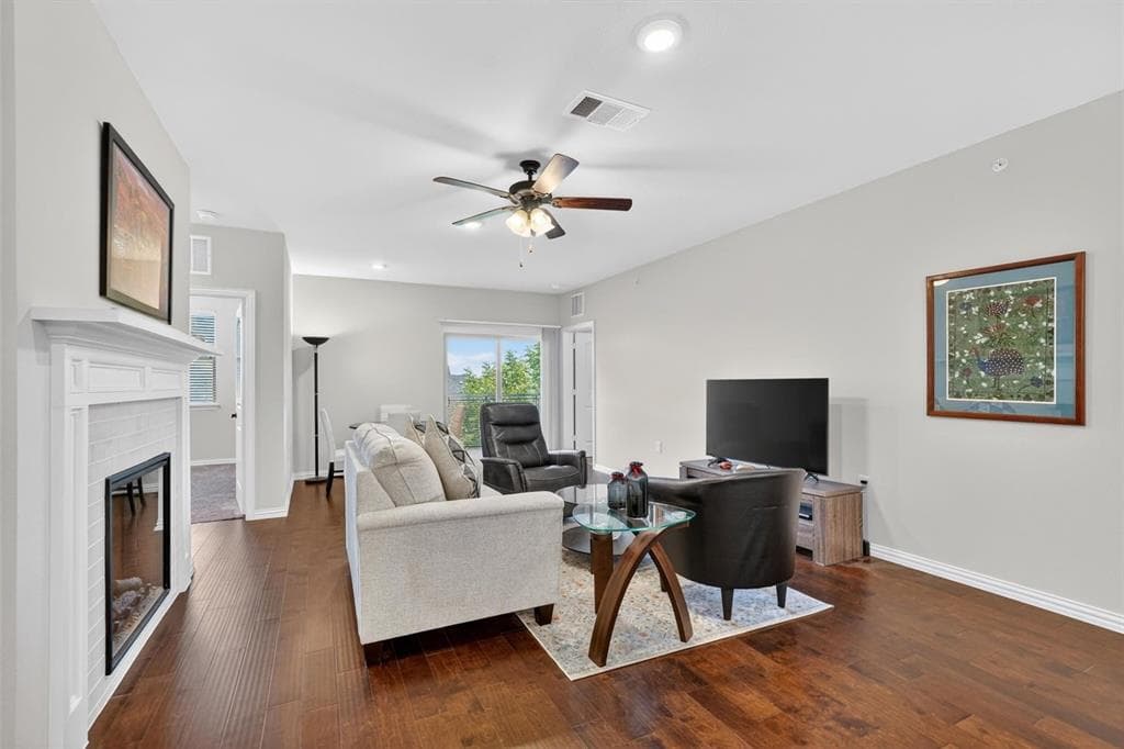 Gallery image 2