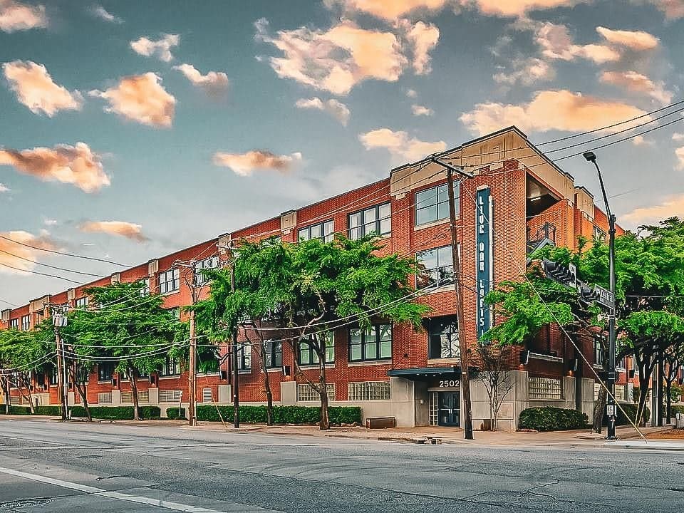 2502 Live Oak St Apt 301