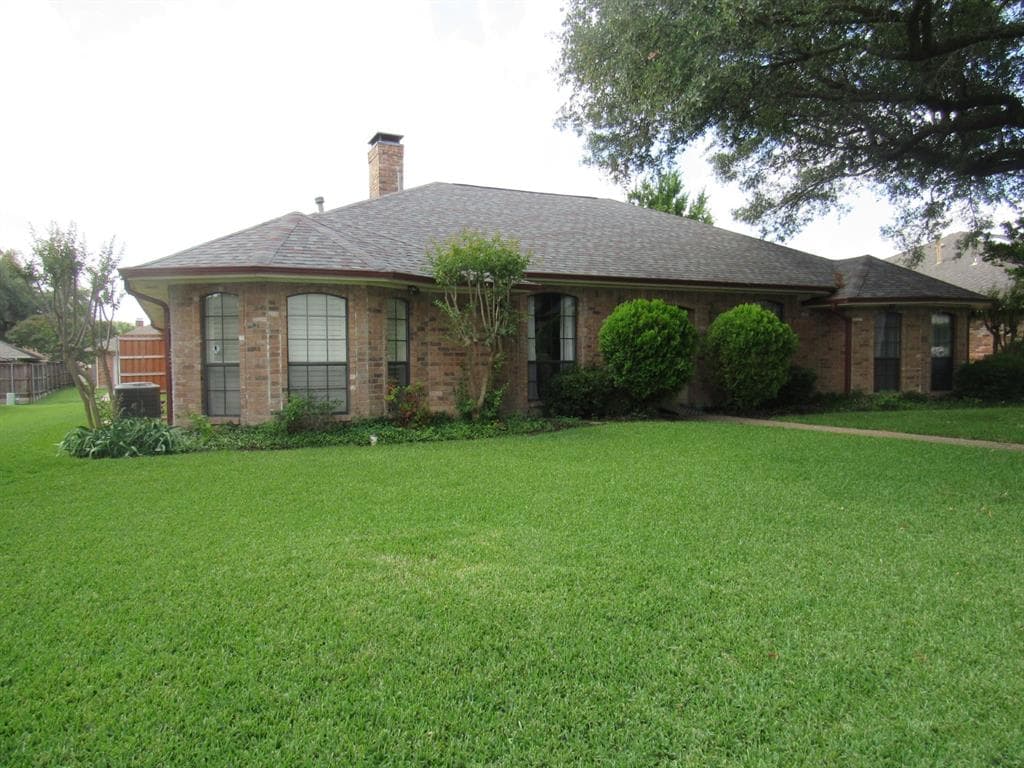 2510 Buttercup Dr