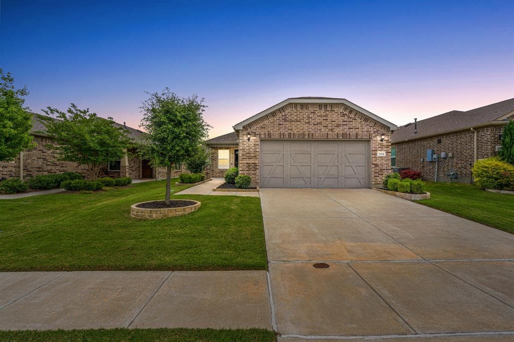 804 Hidden Eddy Dr