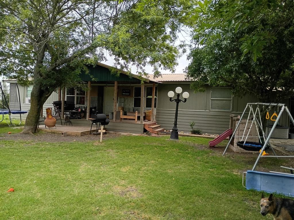 634 Blair Rd