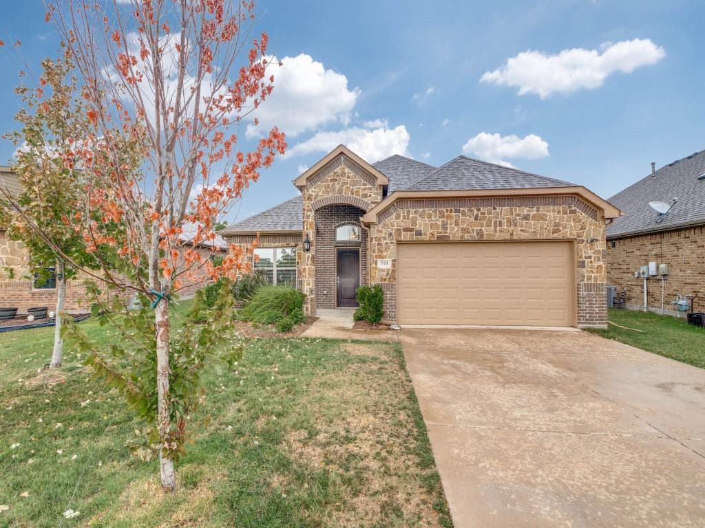 710 Teakwood Dr