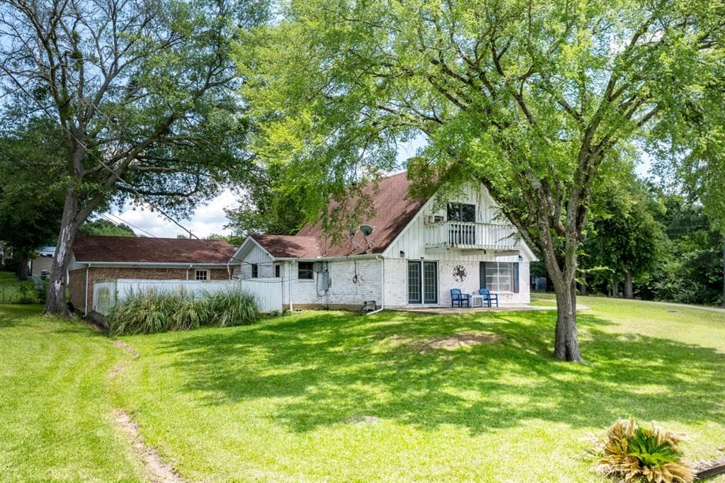 100 Oak Acres Dr W