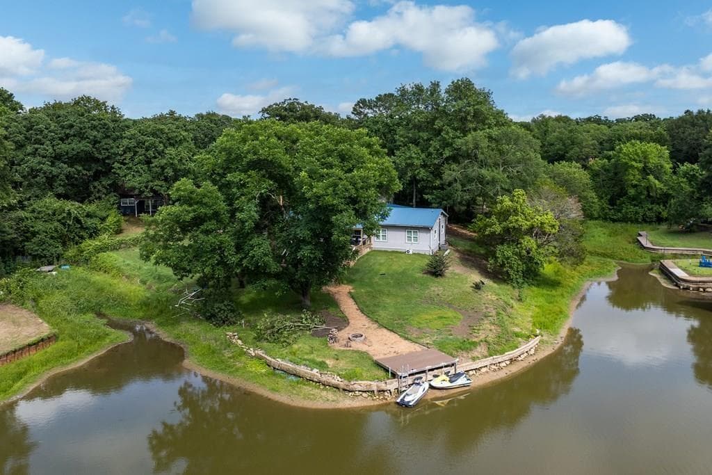 105 Tarno Ln