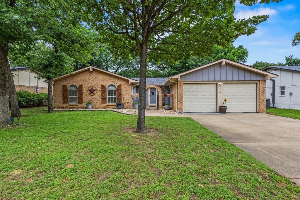 2804 Mintwood Pl