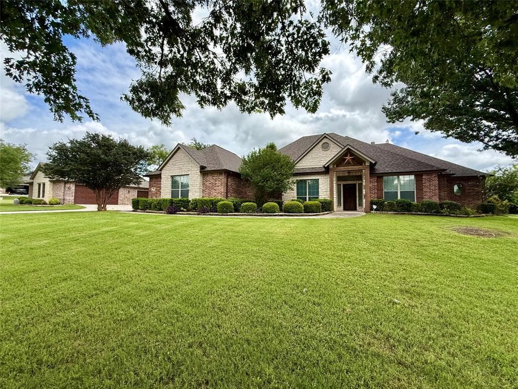 102 Aledo Pointe Dr