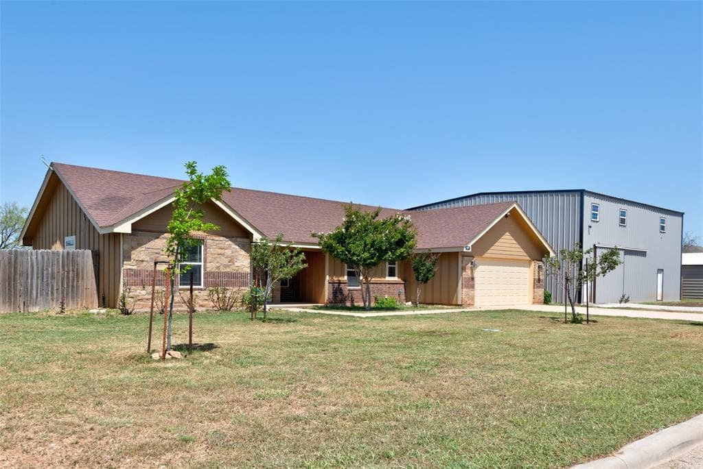 272 Hondo Rd