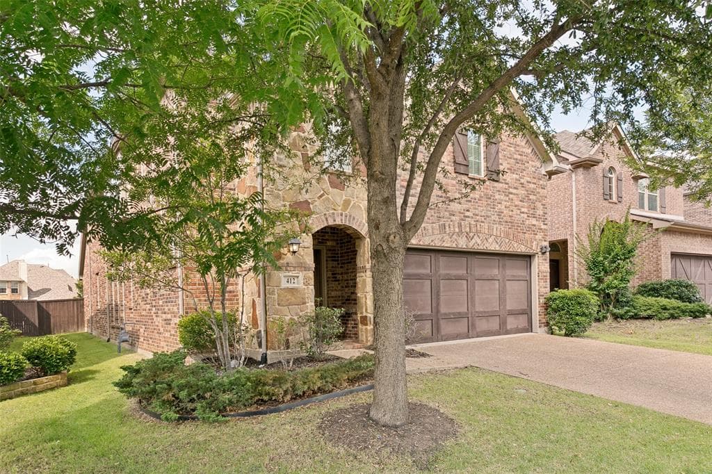412 Eastland Dr