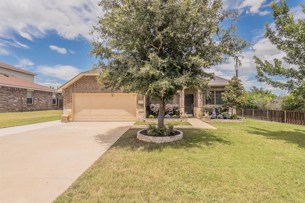 2700 Maci Ct