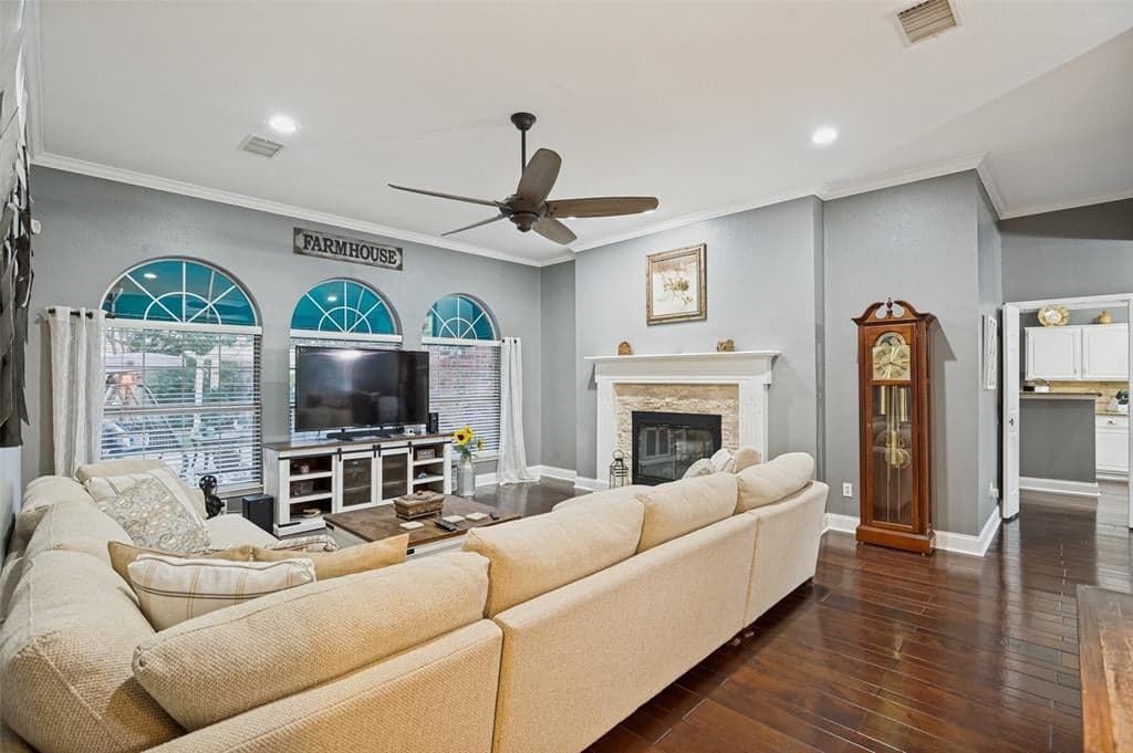 Gallery image 5
