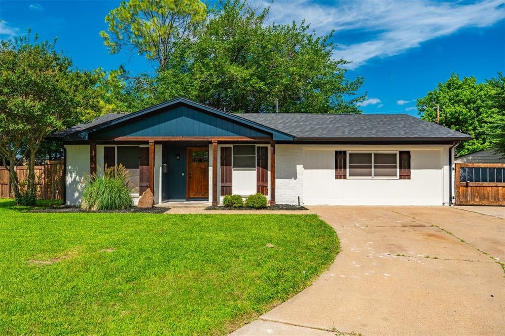 301 Bernice Ct