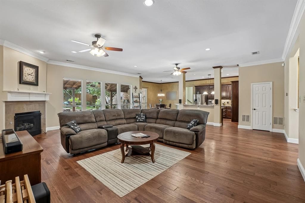 Gallery image 5