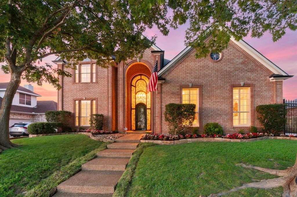 4111 Paddington Ln
