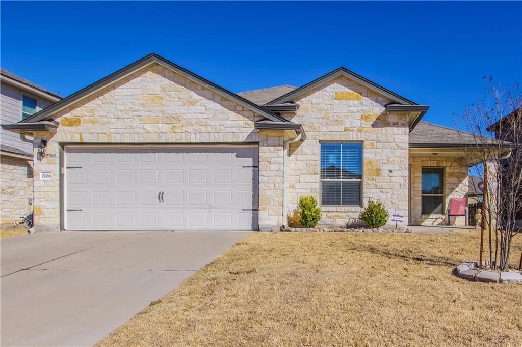 Main property image