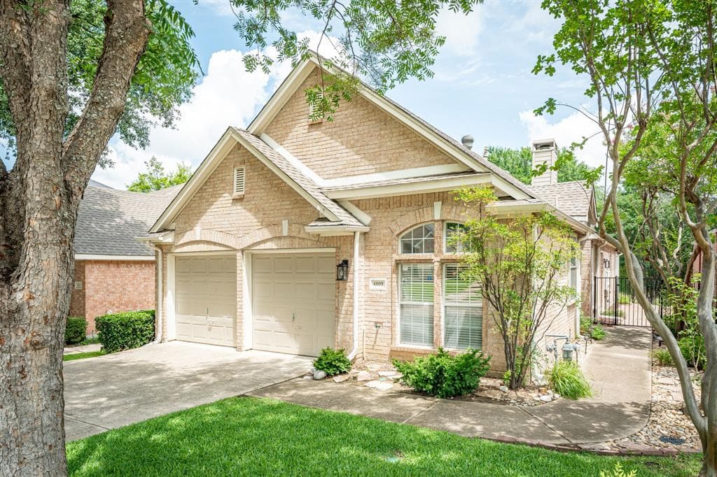 4809 Ridgedale Dr