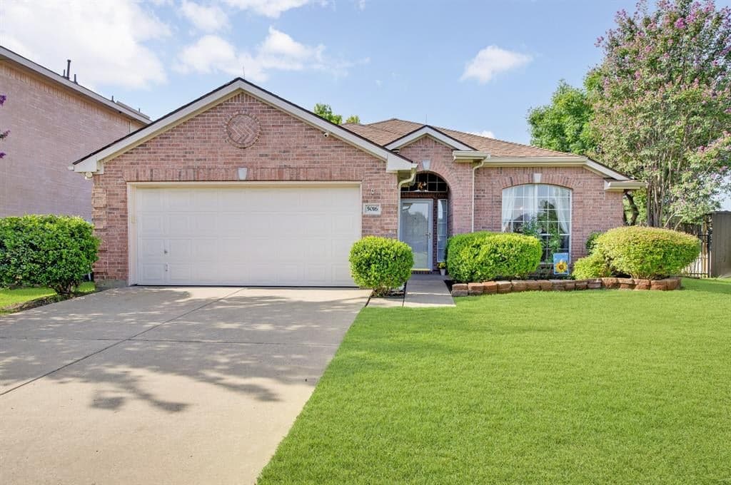 5016 San Jacinto Dr