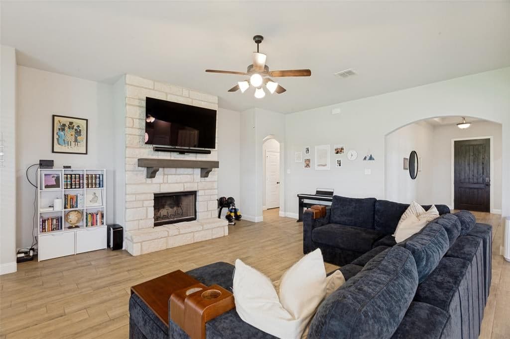 Gallery image 4