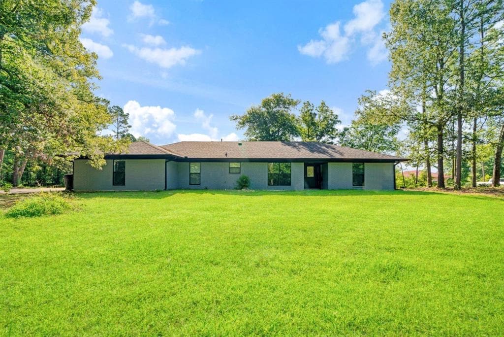 123 County Road 35930