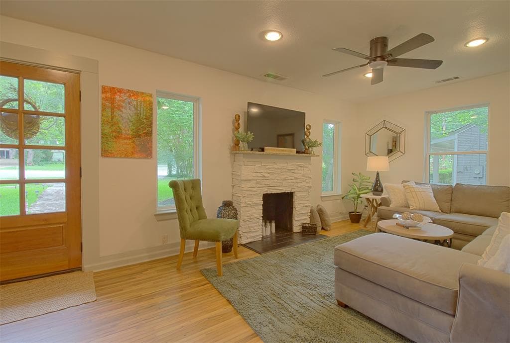 Gallery image 4