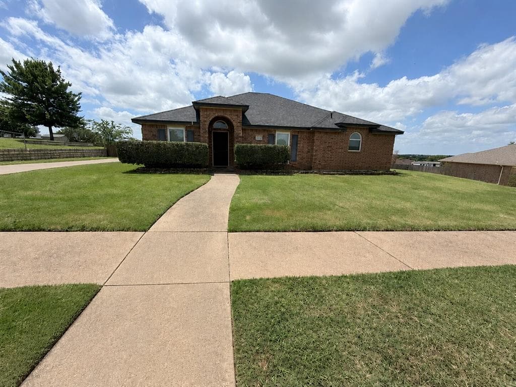 1530 Sunnydale Dr