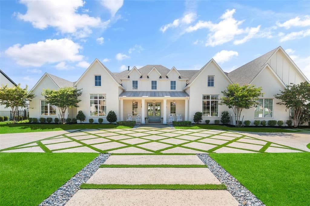 4301 American Pharoah Way