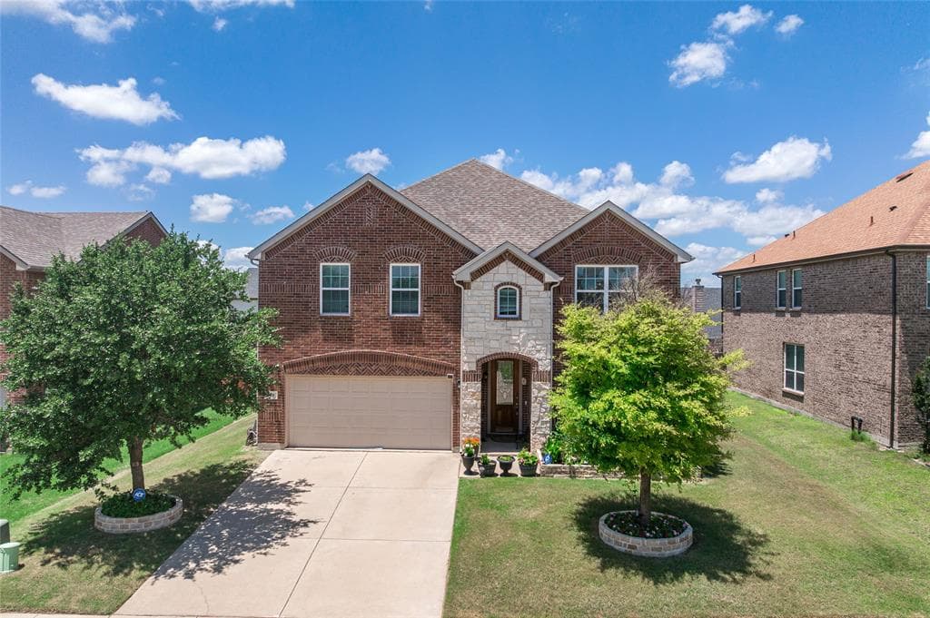 910 Cormorant Dr