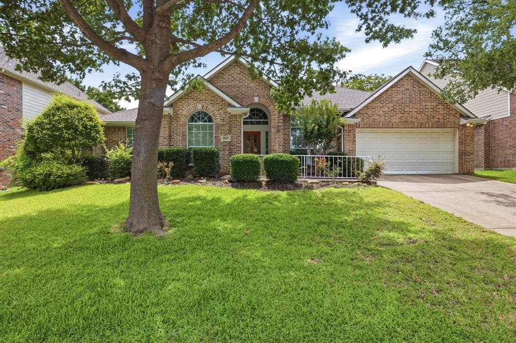 917 Water Oak Dr
