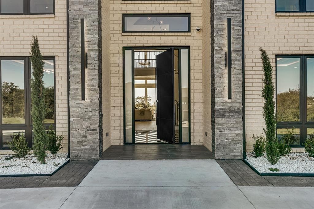 Gallery image 2