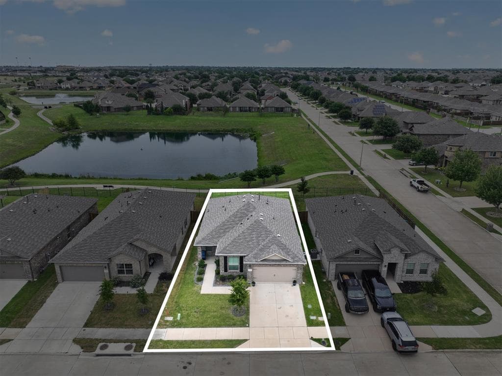 4404 Corktree Ln